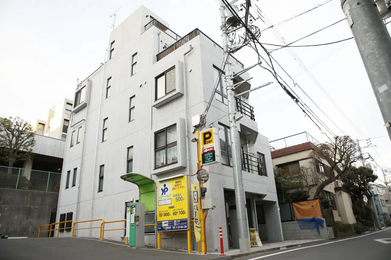 代々木公園駅からの道８